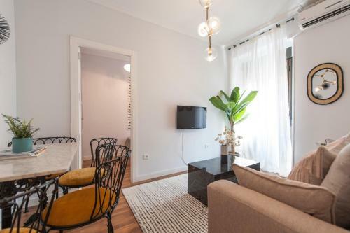 Apartamento Alterhome Palacio Real I