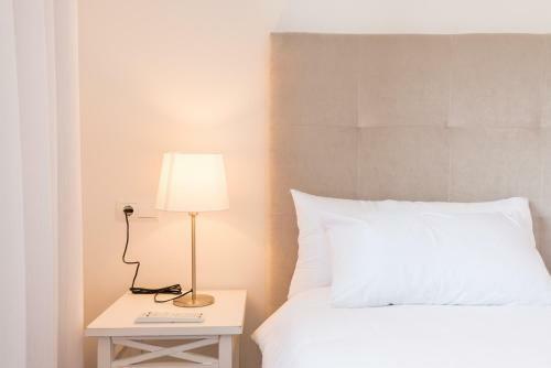 Urbe10 Premium Atarazanas 4 Bedrooms Apartment