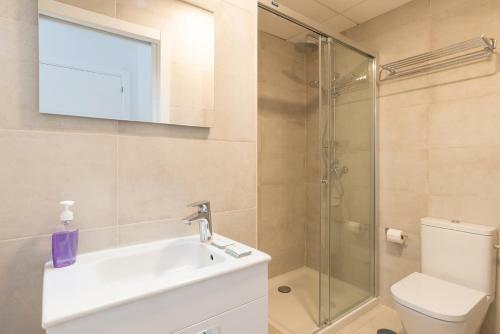 Urbe10 Premium Atarazanas 4 Bedrooms Apartment