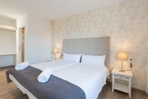 Urbe10 Premium Atarazanas 4 Bedrooms Apartment