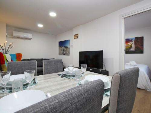 Apartamento Del Parque Flats Beatas