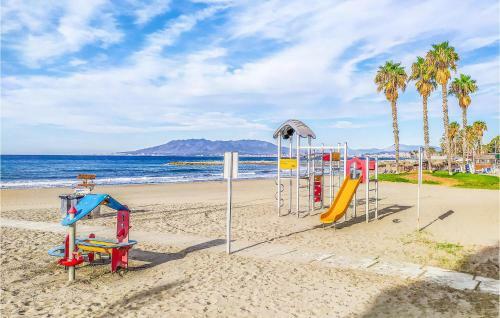Awesome Home In M�laga W/ Wifi And 2 Bedrooms