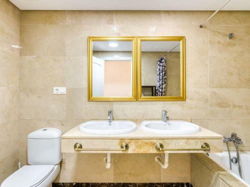 Comfortable Apartment In Manilva With Swimming Pool