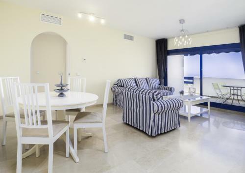 Apartamento 2307-amazing 2bedrooms Sea View Pool View