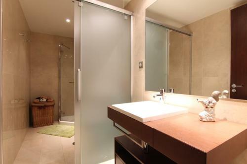 Medina Banus Apartment By Rafleys