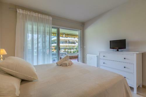 Guadalmina Beach Apartment By Dahlia Group