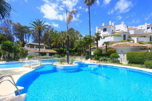 1108 Beachfront 2 Apartments With Roofterrace 80mtrgt; Beach 3 Pools