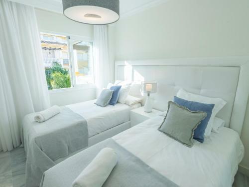Blissful Holiday Home In Marbella With Terrace
