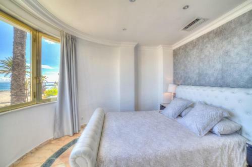 Puerto Ban�s Beach Apartments