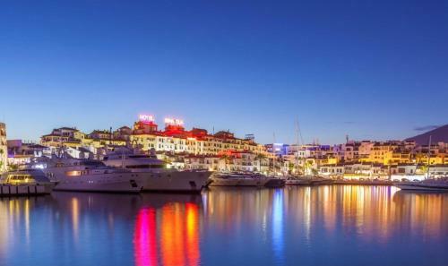 Puerto Ban�s Beach Apartments