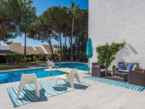 Luxury Villa 6 Puerto Banus