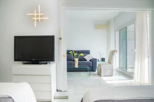 Apartment In Central Marbella 300m To The Beach!