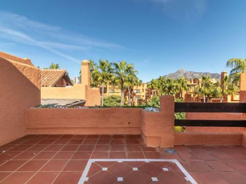 La Alzambra Peaceful Hideaway With Sea Views