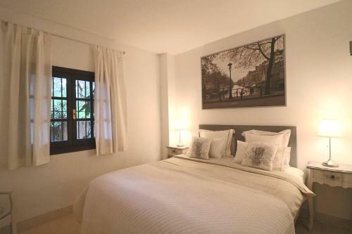 Elegant Apartment In Puerto Banus