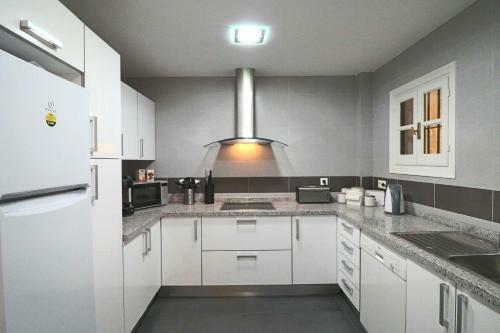 Elegant Apartment In Puerto Banus