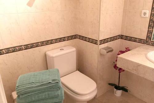 Apartment With 2 Bedrooms In Marbella With Shared Pool Terrace And Wifi