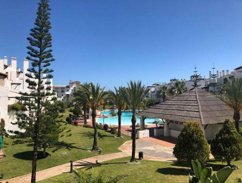 37 - Beach Front Apartment With Pool Views In Las Adeflas