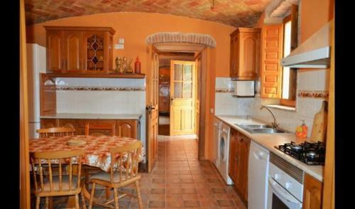 Macanet de La Selva Villa Sleeps 20 With Pool