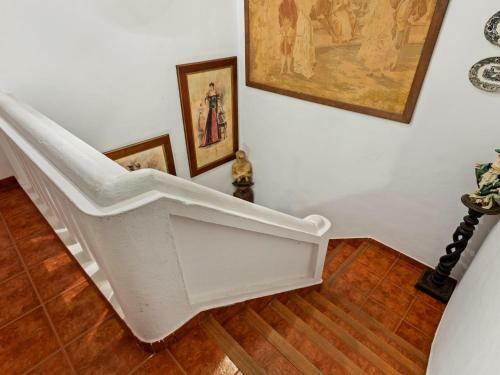 Timeless Holiday Home In Membrio With Swimming Pool
