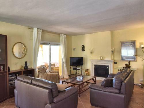 Comfortable Villa In Andalusia With Swimming Pool