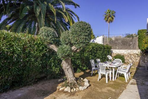 Moraira Villa Sleeps 6 With Pool And Air Con