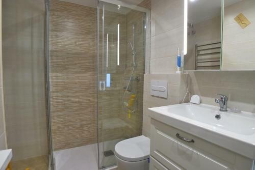 Apartamentos R1320 - Las Fuentes