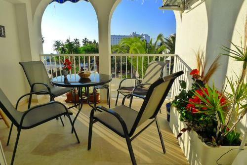 Apartamentos R1320 - Las Fuentes