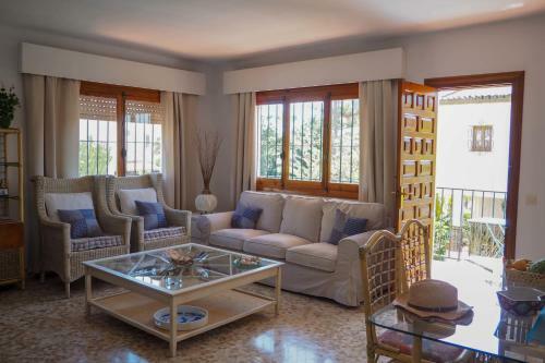 Nerja Paradise Rentals - Villa Las Palmeras