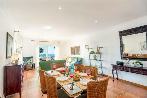 Nerja Paradise Rentals - Villa Azalea