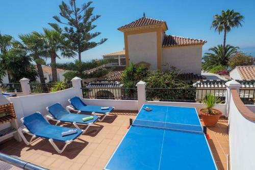 Nerja Paradise Rentals - Villa Azalea