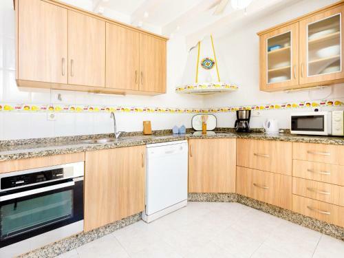 Holiday Home Almijara