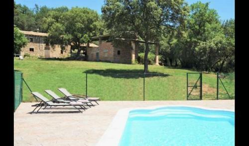 Olost Villa Sleeps 10 With Pool