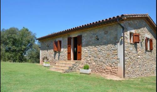 Santa Creu Dels Juglars Villa Sleeps 4 With Pool