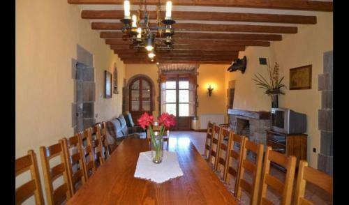Olost Villa Sleeps 16 With Pool