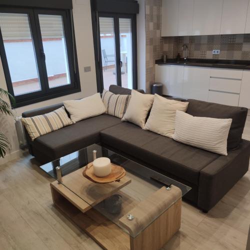 Apartamento De Lujo, Nuevo. Pleno Centro.
