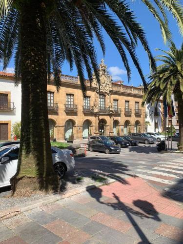 Apartamento De Lujo, Nuevo. Pleno Centro.