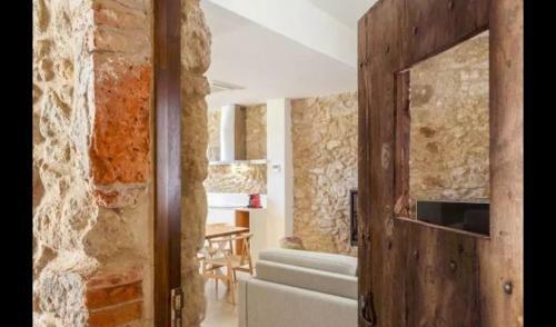 Pals Apartment Sleeps 4 With Pool And Air Con