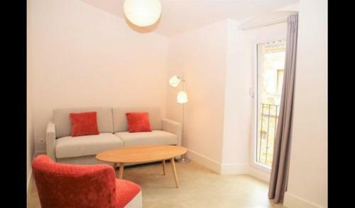 Apartment In Pals Sleeps 4 With Pool And Air Con