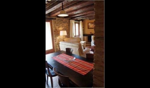 Villa In Pals Sleeps 4 With Pool And Air Con