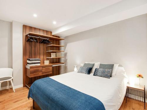 Lovely Holiday Home In Pamplona With Balcony
