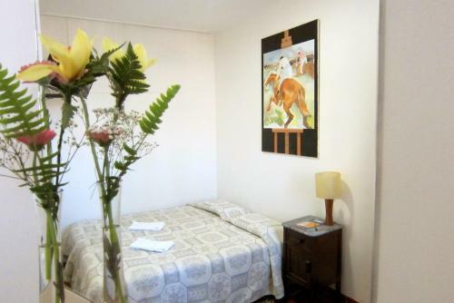 Hostal Duas Na��es Guest House
