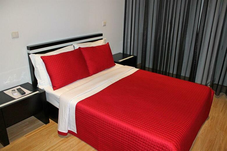 Hostal Vivacity Porto - Rooms & Apartments