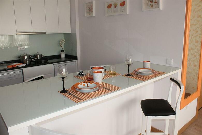 Hostal Vivacity Porto - Rooms & Apartments