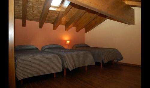 Perafita Villa Sleeps 7 With Pool And Air Con