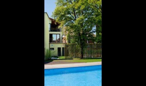 Perafita Villa Sleeps 8 With Pool And Air Con