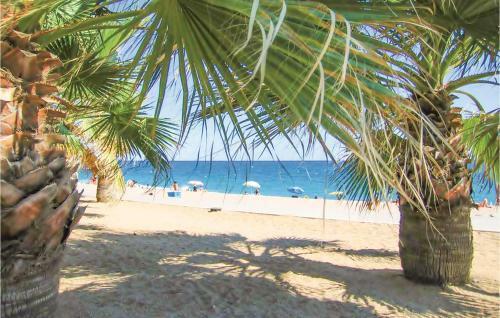 Two-bedroom Apartment In Pineda de Mar