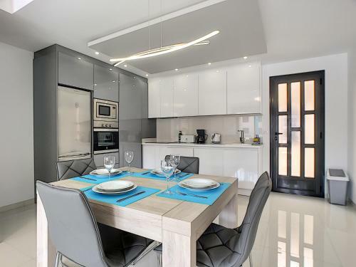 Apartamento Playa Elisa Bay - Sun & Fun