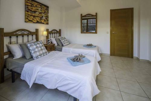 Villa Azure - Lh122 By Villas Now Ltd