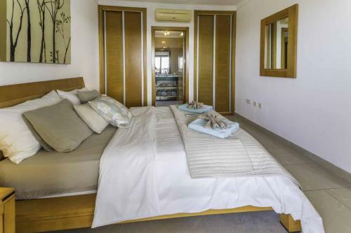 Villa Azure - Lh122 By Villas Now Ltd
