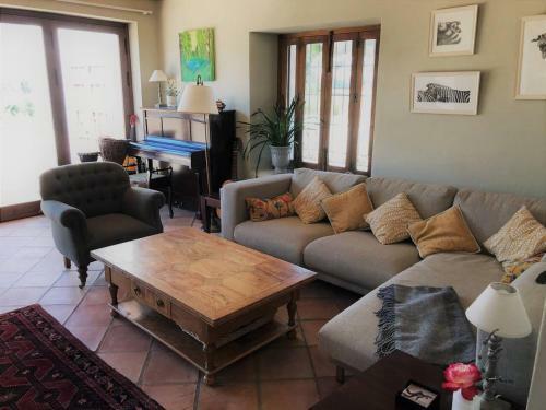 4-bed Andalusian House With Private Pool & Garden!